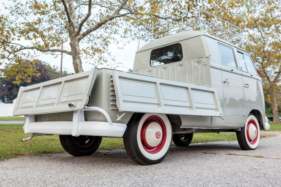  Volkswagen Double Cab Pickup Truck 1962 года  (фото 3 из 23)